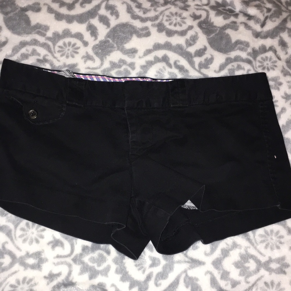 American eagle all black shorts